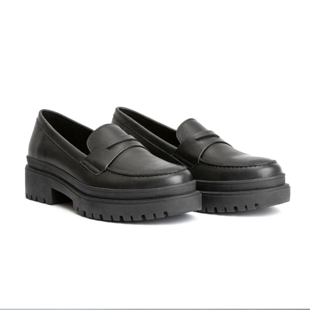 New Black Chunky Loafer, Portland Leather size 9 (runs small)